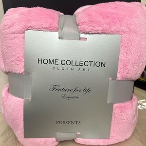 Home Collection - Fleece Blanket (Brand New)